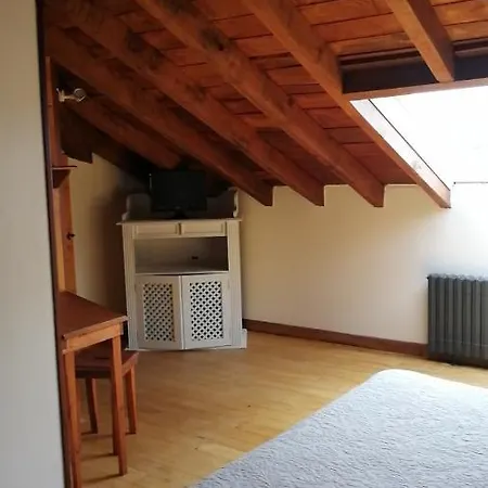 Guest house Room In Bb - Angelas Garden Inn Santander