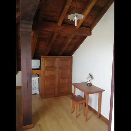 Room In Bb - Angelas Garden Inn * Santander