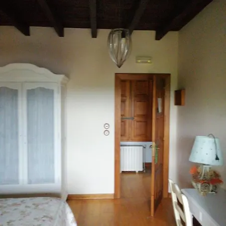 Гостевой дом Room In Bb - Angelas Garden Inn